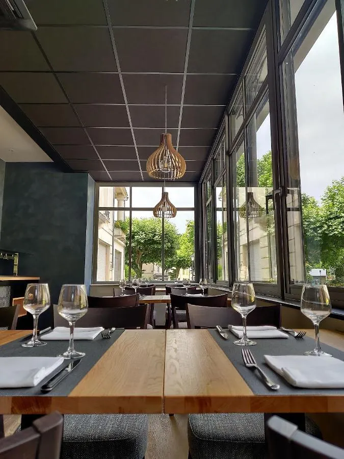 Logis Hotel Restaurant De France