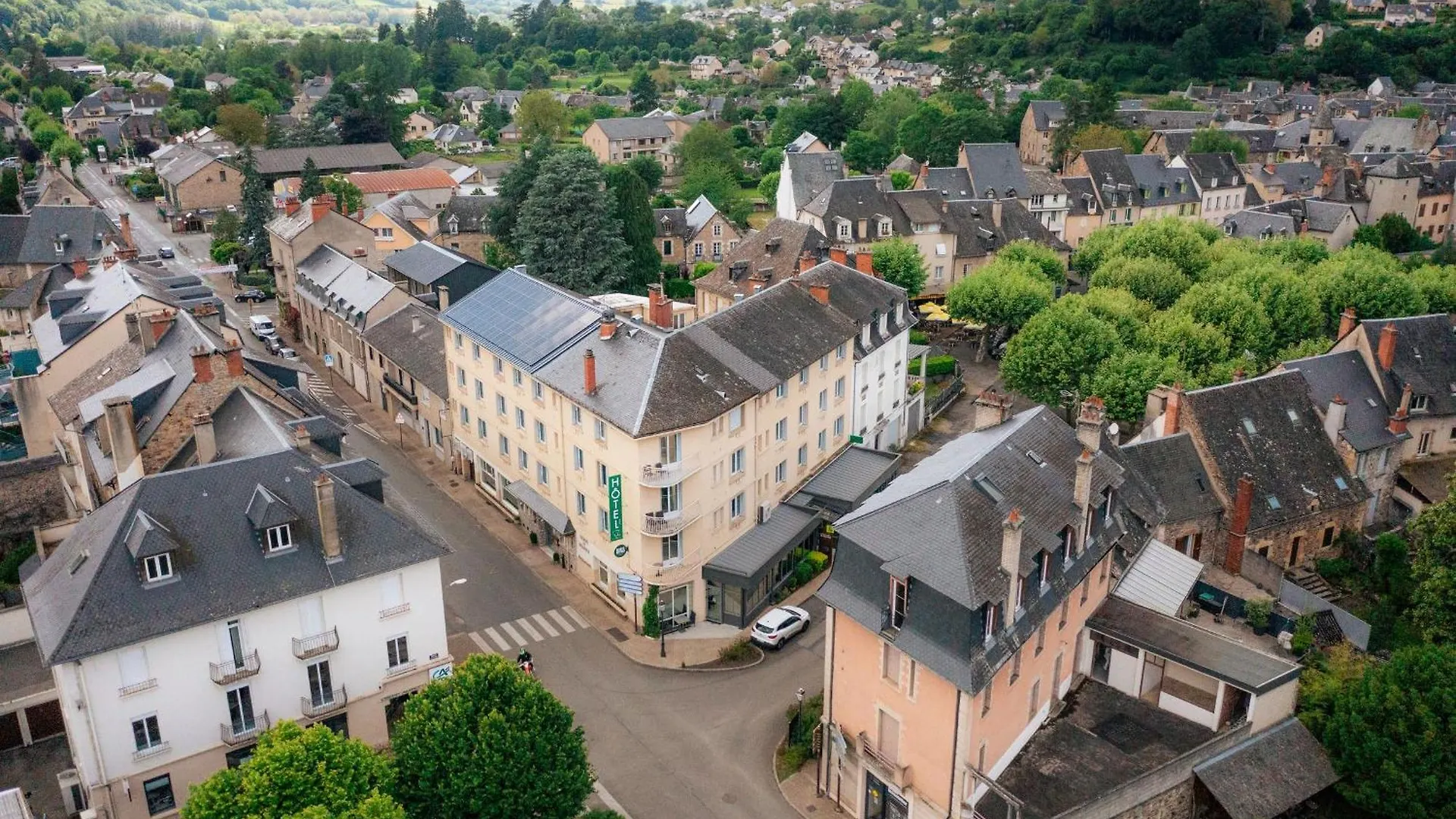 Logis Hotel Restaurant De France  Saint-Geniez-d'Olt